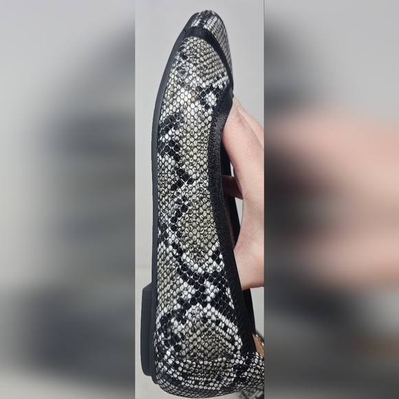 Vionic Women's Carrol Multicolor Snake Print Leather Slip On Ballet Flats Sz 8W - Picture 4 of 11